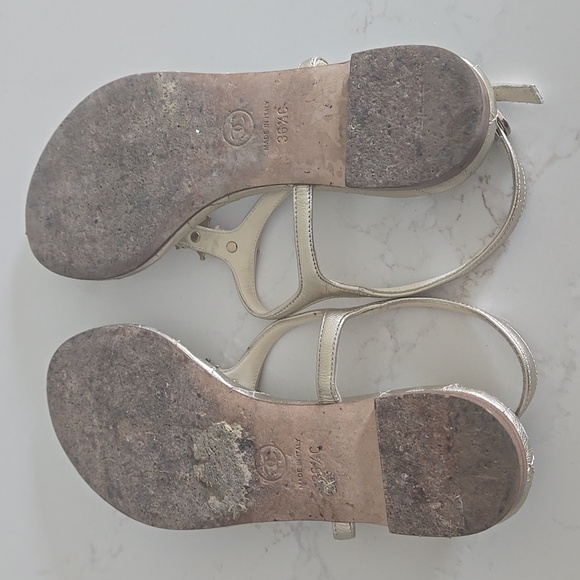Chanel Star Motiff Metallic Gold Leather Interlocking CC Thong Sandals 36.5 C - Picture 10 of 14